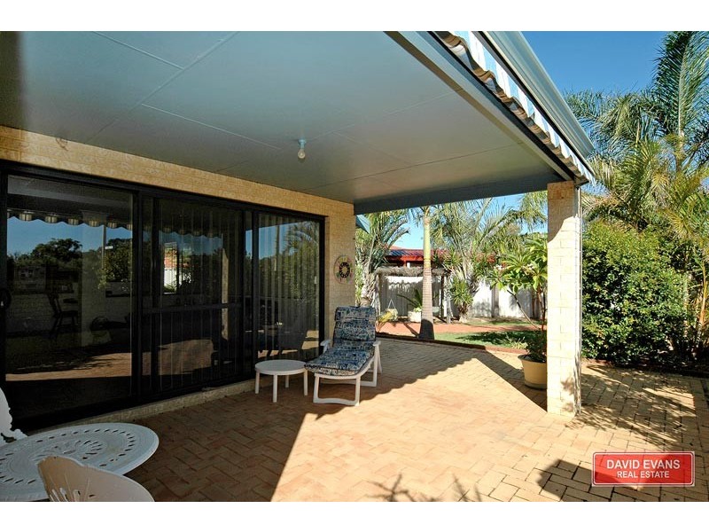 6 Yama Close, Carramar WA 6031