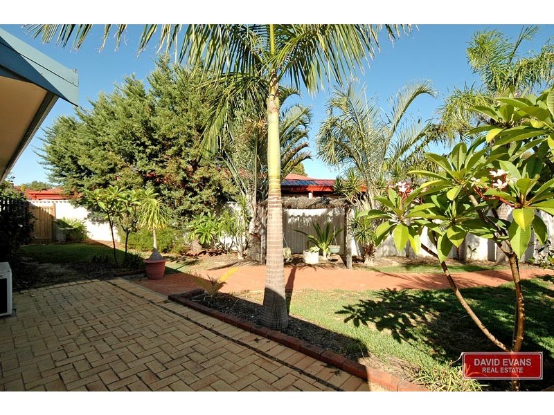 6 Yama Close, Carramar WA 6031