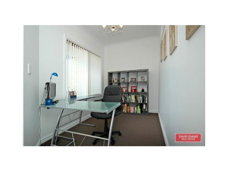 17 Hopewell Pass, Carramar WA 6031