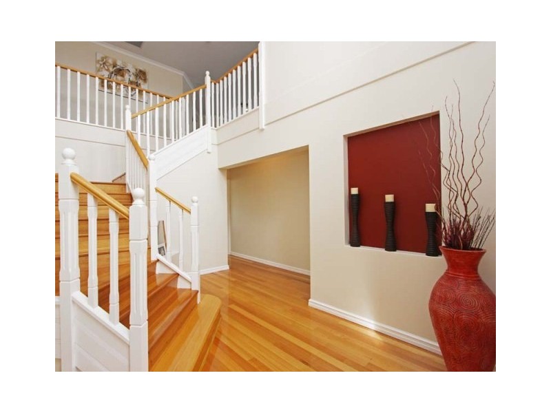 11 Narrien Loop, Hocking WA 6065