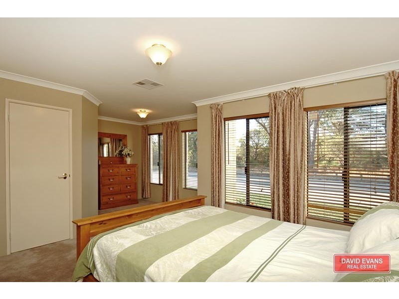 27 Donnelly Ramble, Wanneroo WA 6065