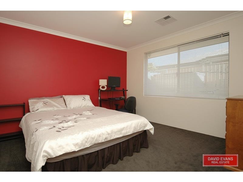 27 Donnelly Ramble, Wanneroo WA 6065