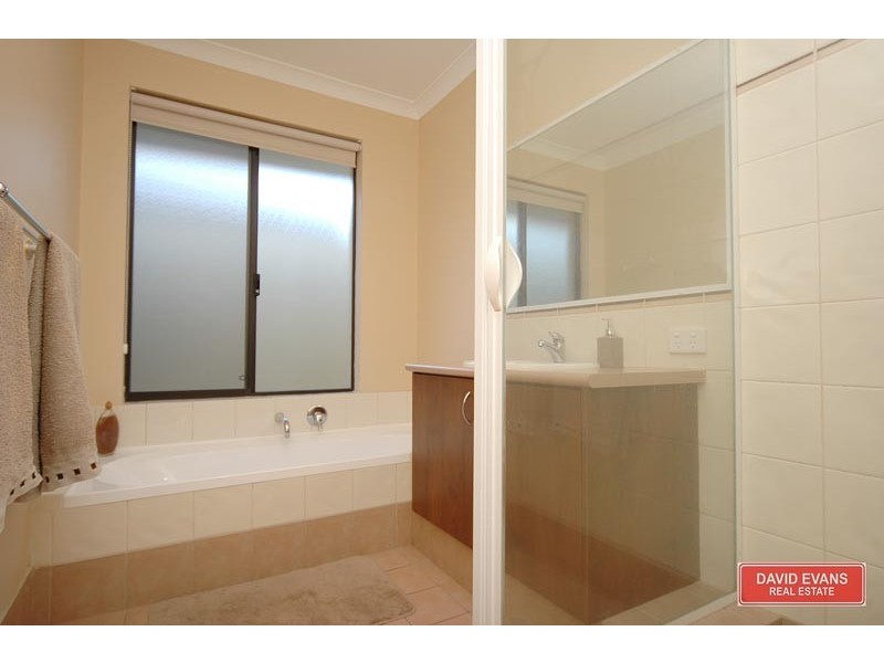 27 Donnelly Ramble, Wanneroo WA 6065