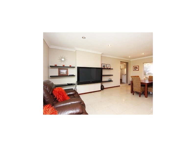 4 Bagley Road, Warwick WA 6024