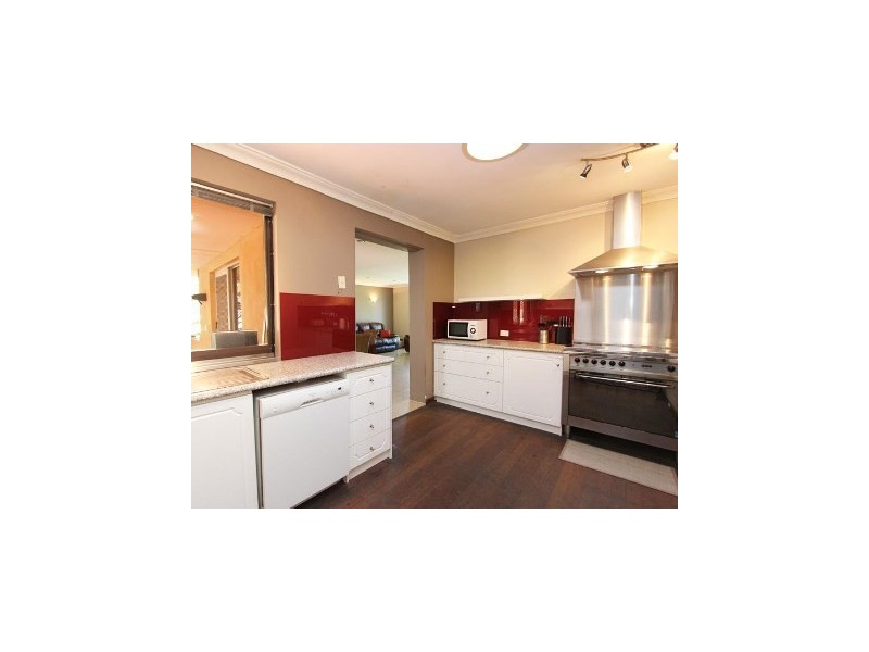 4 Bagley Road, Warwick WA 6024