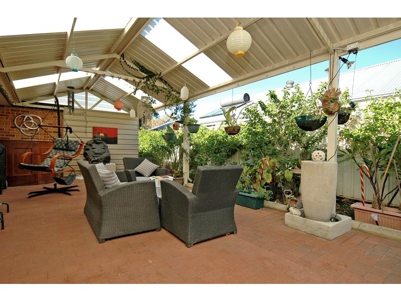 39 Shiralee Bend, Carramar WA 6031