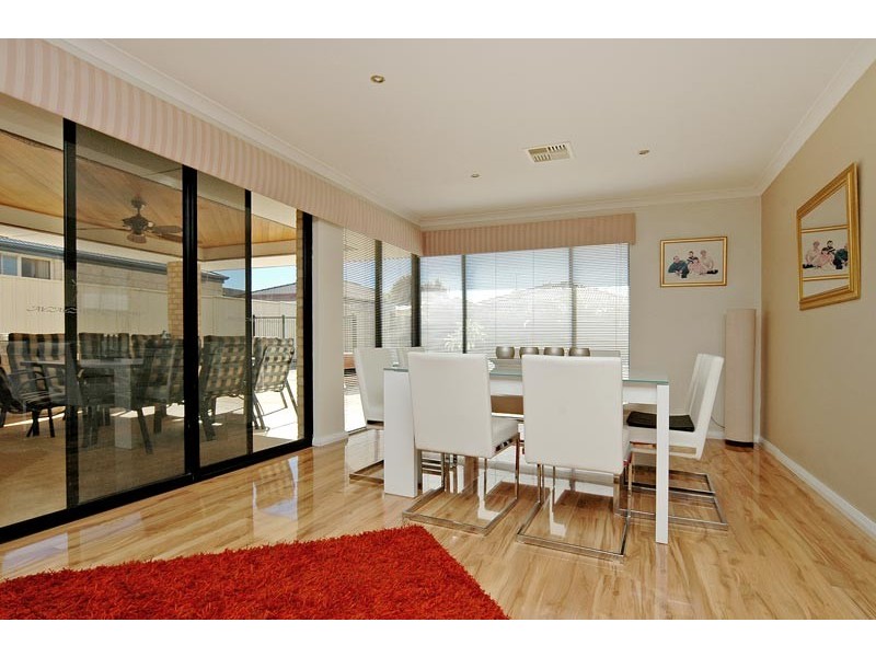 14 Kirkimbie Street, Carramar WA 6031