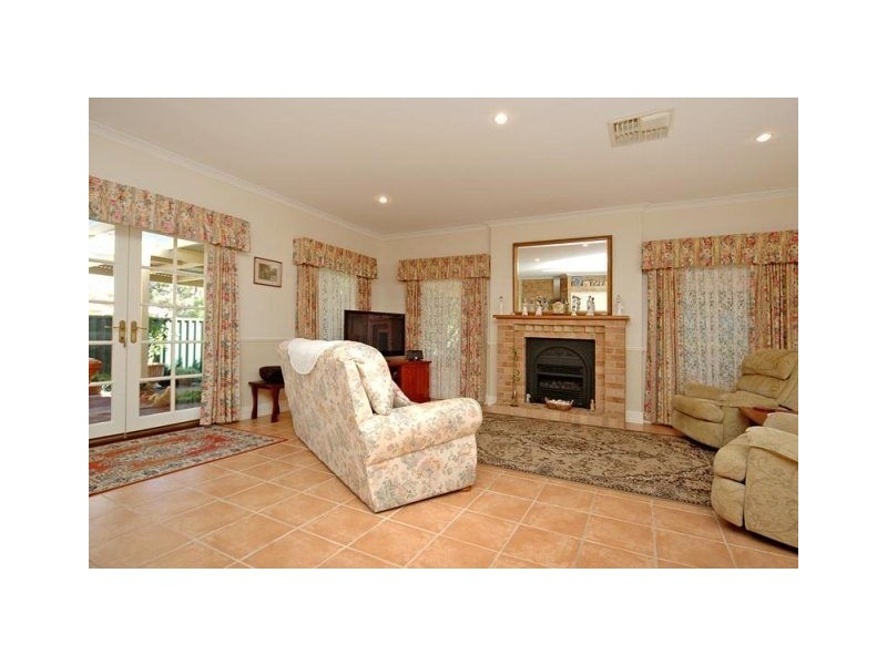 55 MONALTRIE LOOP, Carramar WA 6031