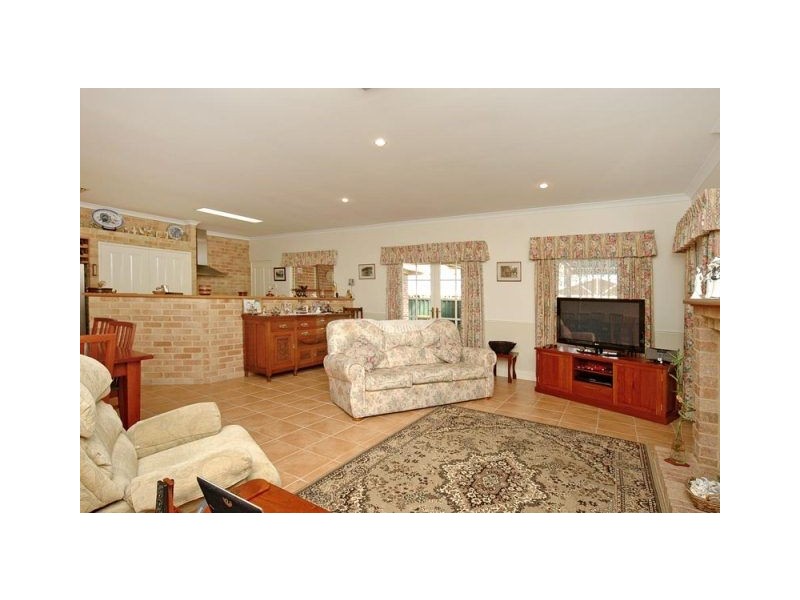 55 MONALTRIE LOOP, Carramar WA 6031