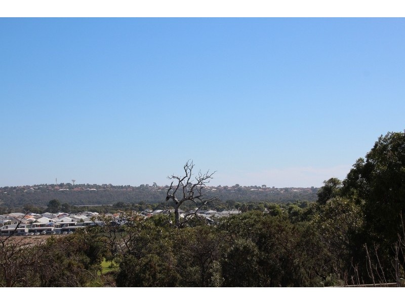 11 Elion Link, Tapping WA 6065