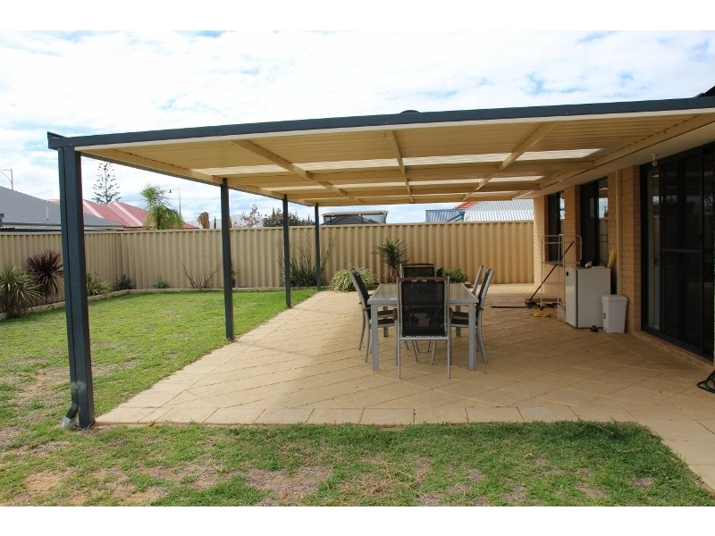 10 Alveley Loop, Butler WA 6036