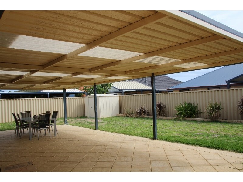 10 Alveley Loop, Butler WA 6036