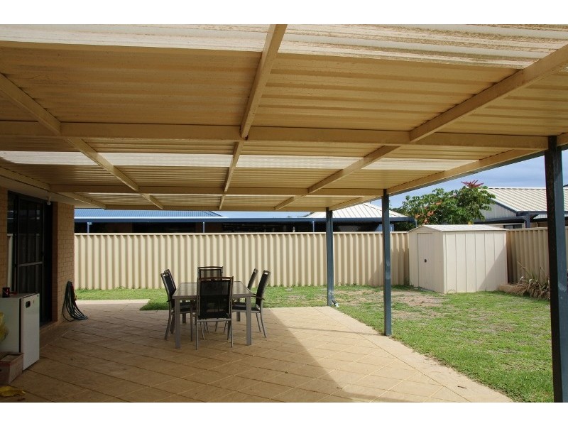 10 Alveley Loop, Butler WA 6036