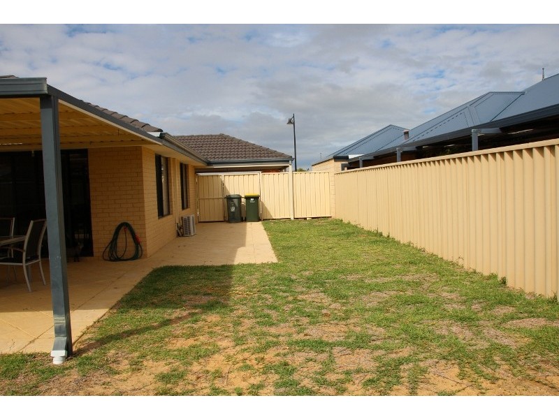 10 Alveley Loop, Butler WA 6036