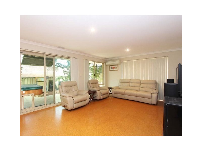 5 Danja Rise, Hocking WA 6065