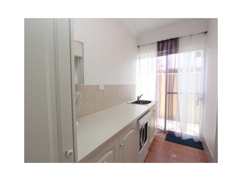 30 Benjamin Cres, Tapping WA 6065