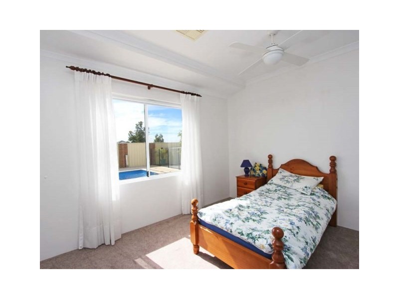 30 Benjamin Cres, Tapping WA 6065
