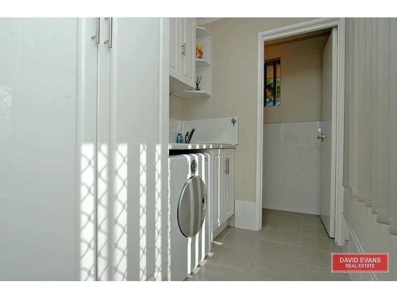 4 Tripoli Mews, Currambine WA 6028