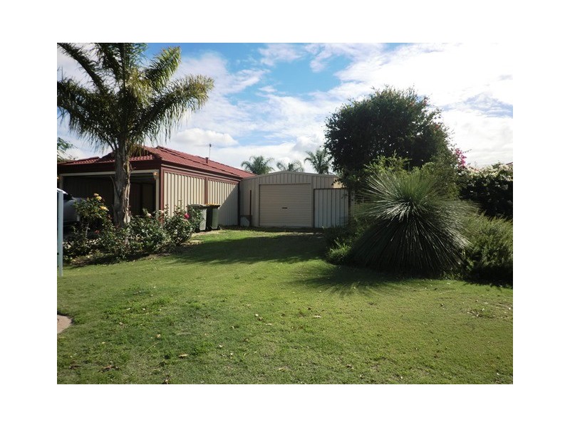 28 MONALTRIE LOOP, Carramar WA 6031