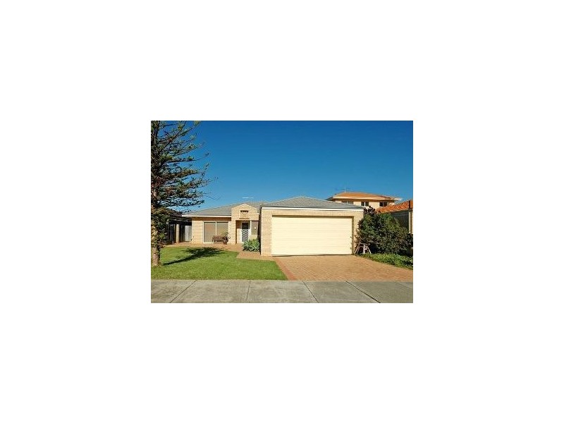 32 Rio Marina Way, Mindarie WA 6030