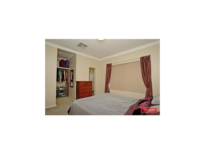 32 Rio Marina Way, Mindarie WA 6030