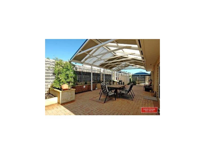 32 Rio Marina Way, Mindarie WA 6030