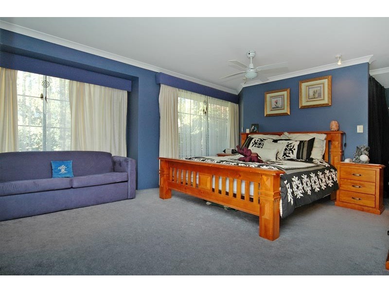 6 Evans Place, Two Rocks WA 6037