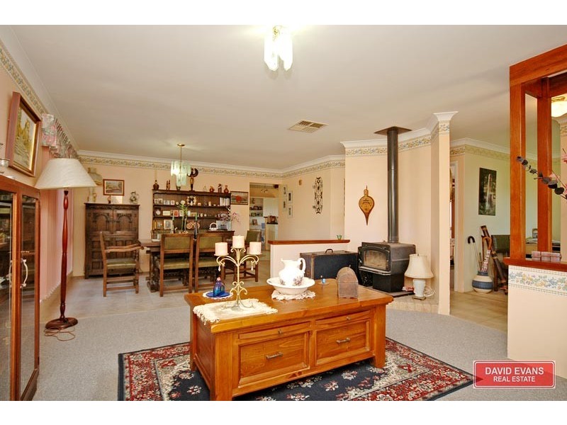 16 TENGGARA AVENUE, Two Rocks WA 6037