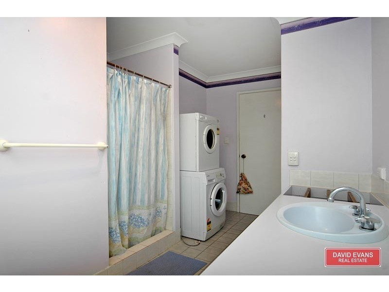 16 TENGGARA AVENUE, Two Rocks WA 6037