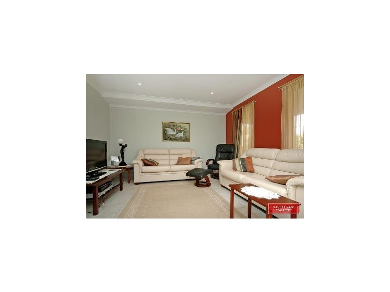 5 Moate Lane, Ridgewood WA 6030