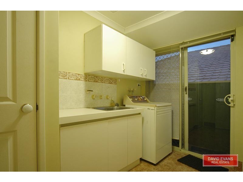 15 Sheringham Retreat, Currambine WA 6028