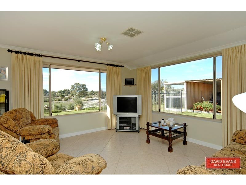 12 Payne Street, Muchea WA 6501