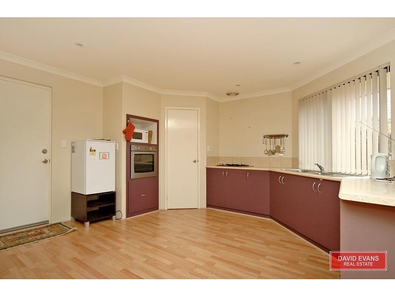 44 Cheriton Drive, Carramar WA 6031