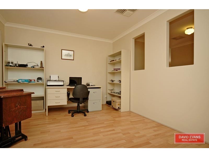 44 Cheriton Drive, Carramar WA 6031