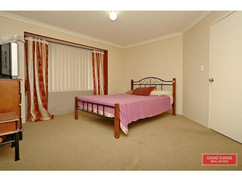 44 Cheriton Drive, Carramar WA 6031