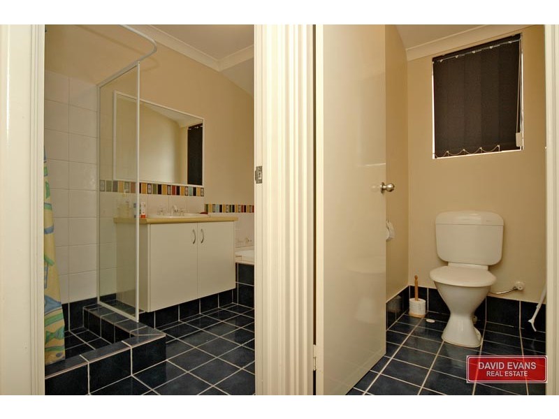 44 Cheriton Drive, Carramar WA 6031