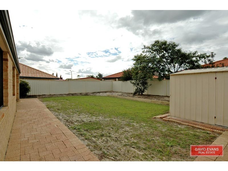 44 Cheriton Drive, Carramar WA 6031