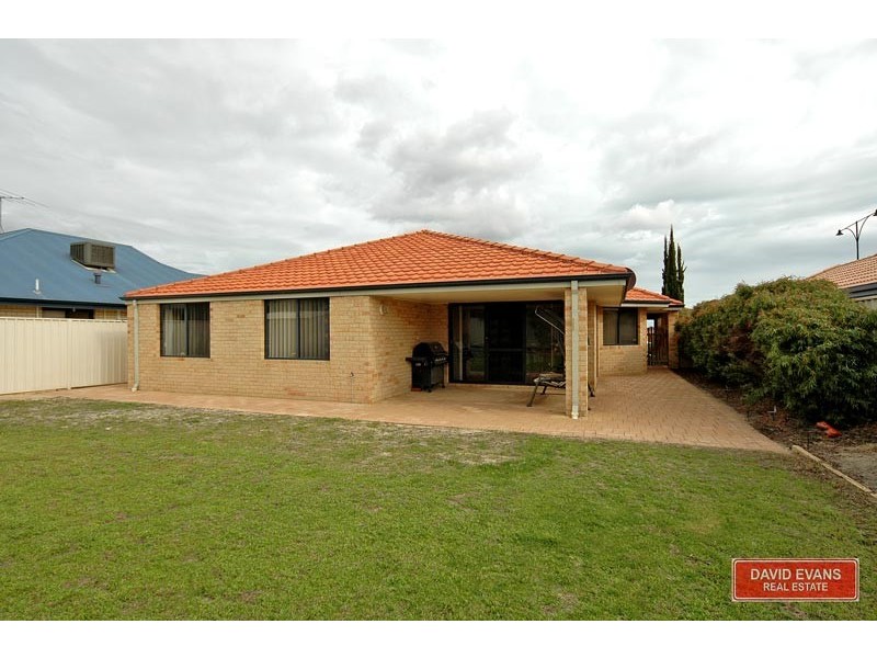 44 Cheriton Drive, Carramar WA 6031