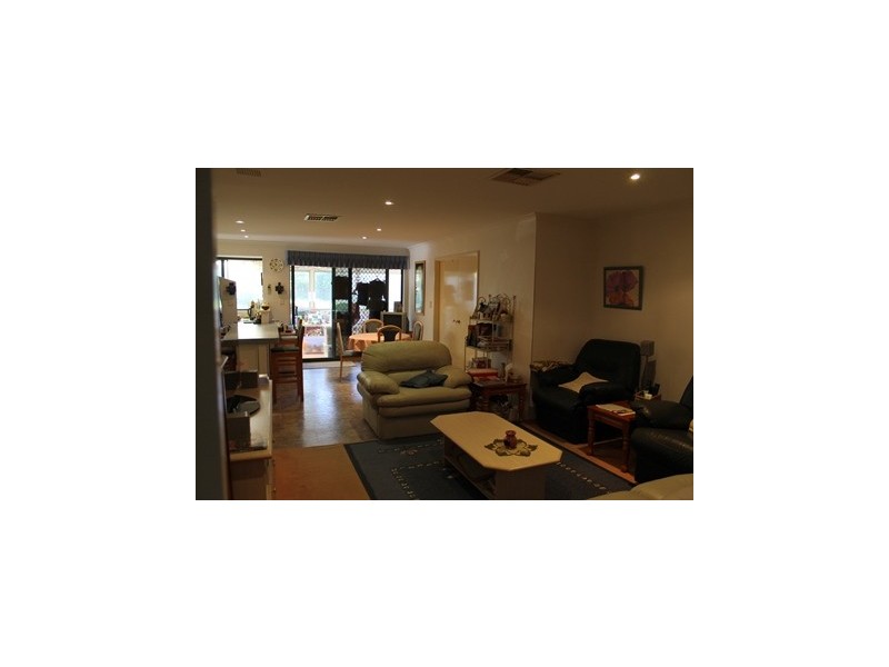 32 WEATHERLEY DRIVE, Two Rocks WA 6037