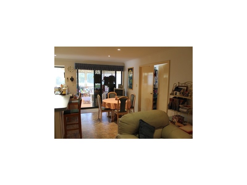 32 WEATHERLEY DRIVE, Two Rocks WA 6037