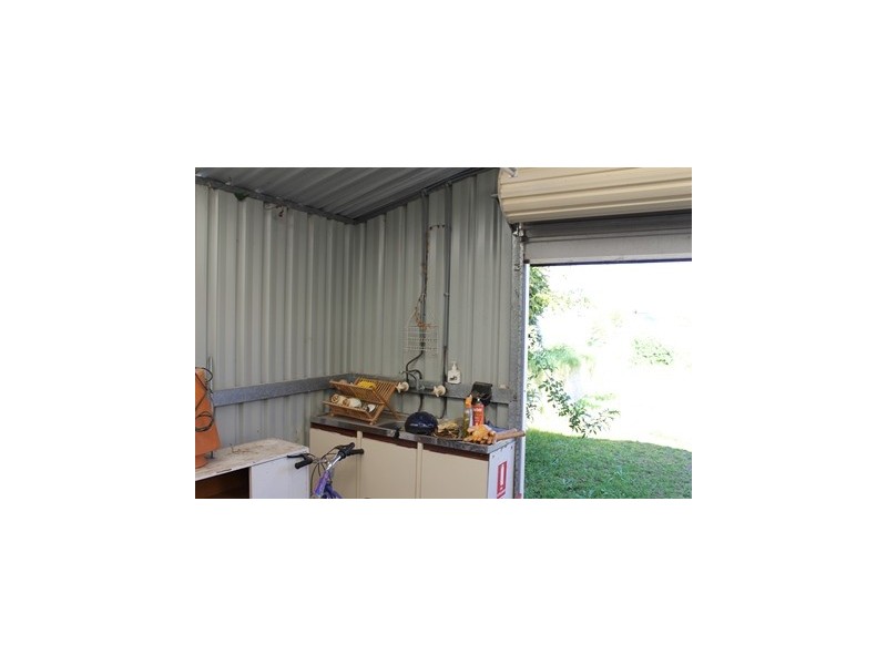 32 WEATHERLEY DRIVE, Two Rocks WA 6037