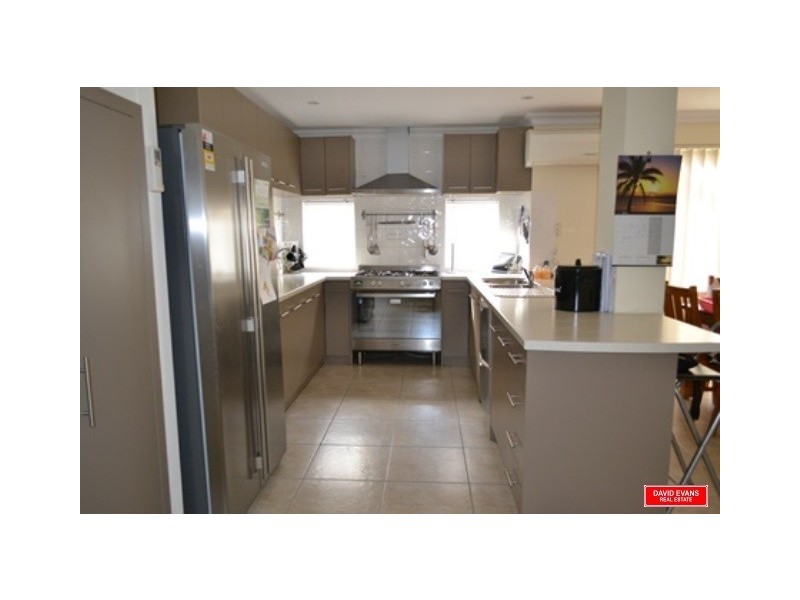 4 Bloomer Lane, Tapping WA 6065