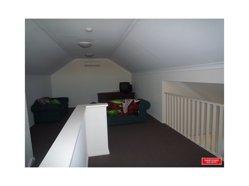 4 Bloomer Lane, Tapping WA 6065