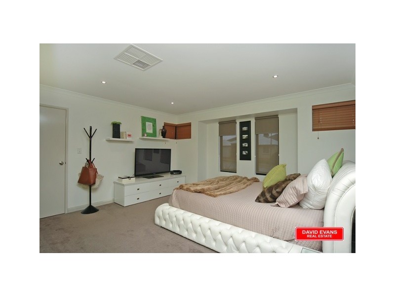 14 Kandinsky App, Tapping WA 6065