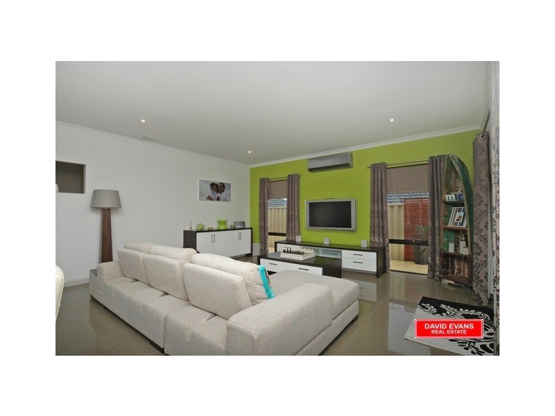 14 Kandinsky App, Tapping WA 6065