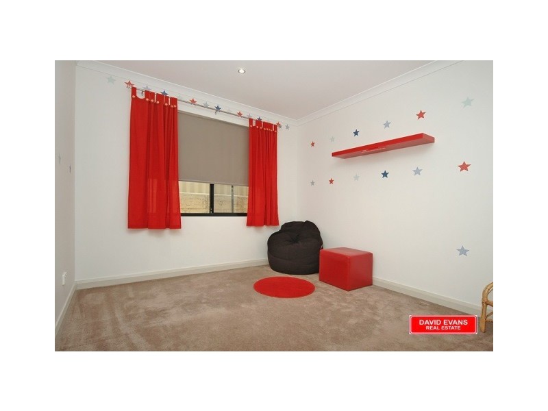 14 Kandinsky App, Tapping WA 6065