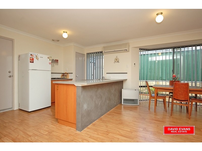 2 DENTATA STREET, Banksia Grove WA 6031