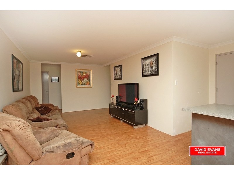 2 DENTATA STREET, Banksia Grove WA 6031