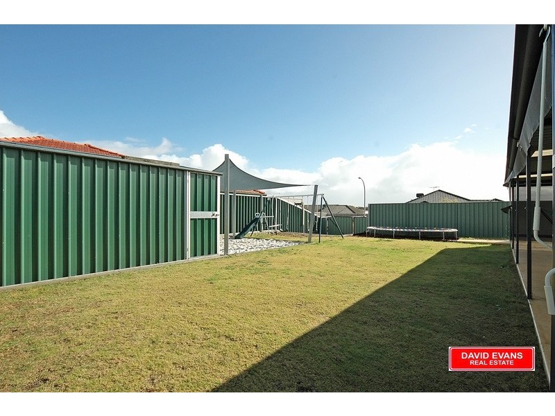 2 DENTATA STREET, Banksia Grove WA 6031