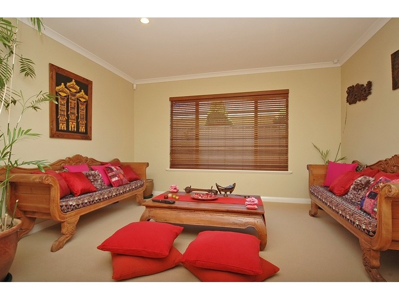 52 LOTHERTON WAY, Hocking WA 6065